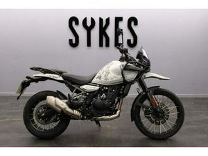 ROYAL ENFIELD HIMALAYAN 450 - KAMET WHITE - INSTOCK AND AVAILABLE