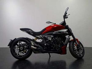 DUCATI XDIAVEL V4 ROOD