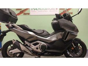 VENDO HONDA FORZA 750 DCT URBAN (2021 - 24) USATA A OLGIATE COMASCO (CODICE 9926915) - MOTO.IT