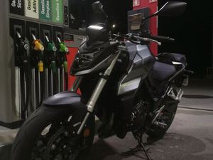 HORNET 750 COM 2.300KM AZURÉM