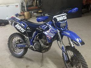 VENDO OU TROCO WR 426 MATRICULADA NESPEREIRA