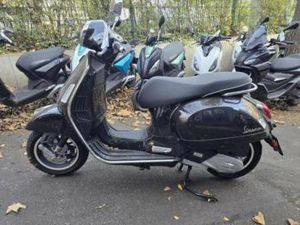 VESPA GTS 125 E5+ LED USB ABS