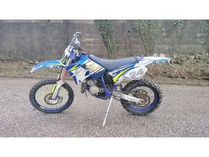 YAMAHA YZ 125 MATRÍCULADA ALBERGARIA-A-VELHA E VALMAIOR
