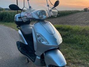 PIAGGIO FLY 50 , TOP CASE , WINDSHOT