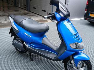 PIAGGIO SKIPPER LX 125 CM³ 4-TAKT MIT 2600