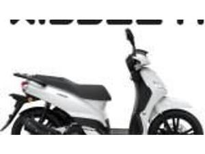 VENDO PEUGEOT KISBEE M 125 (2025 - 26) NUOVA A BIELLA (CODICE 9926121) - MOTO.IT