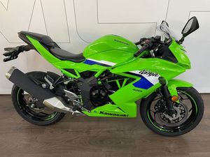 KAWASAKI NINJA 125 MY2026 STARTERBONUS -4 JAHRE GARANTIE!
