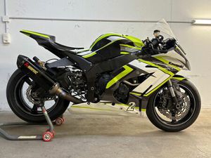 KAWASAKI ZX10R RACING MOTORRAD