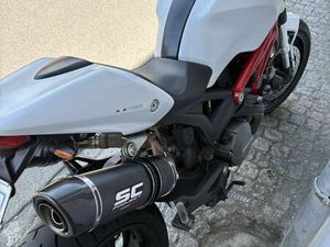 DUCATI MONSTER 798 ABS