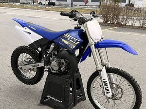 85 YZ YAMAHA