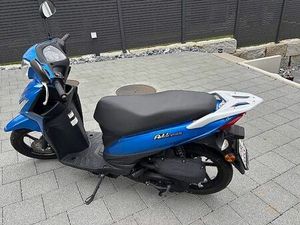 NEUWERTIGER ROLLER 113 M3/NUR 99 KG SCHWER MIT NUR 1250 KM