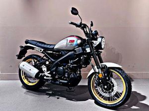 YAMAHA XSR125 LEGACY 2025 SONDERMODELL – NEU – 0 KM – KEINE ZULASSUNG – 60 MONATE GARANTIE – FÜHRERSCHEINZUSCHUSS – RETRO-ICON