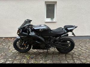 YAMAHA R7 2022