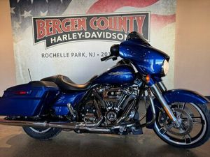 2017 STREET GLIDE® SPECIAL FLHX103