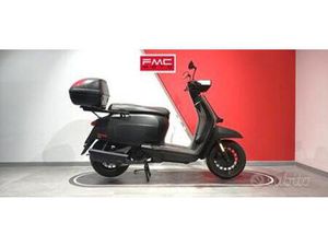 LAMBRETTA V 200 SPECIAL