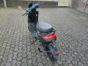 ELEKTRO ROLLER BLUS STALKER XT2000 25KMH NEUWERTIG