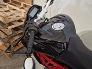 MV AUGUSTA RIVALE 800