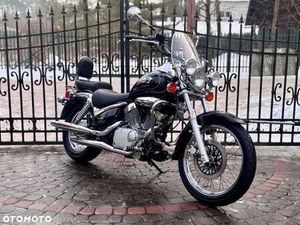 SUZUKI INTRUDER