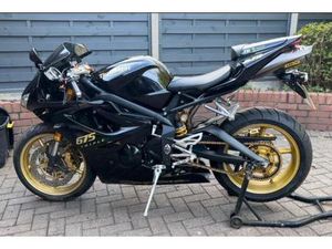 TRIUMPH DAYTONA 675 SUPER SPORTS PETROL MANUAL 675 CC