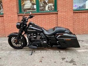 HARLEY-DAVIDSON FLHR ROAD KING SPECIAL