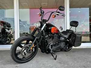 HARLEY-DAVIDSON SOFTAIL STREET BOB