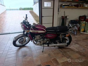 SUZUKI GT 750