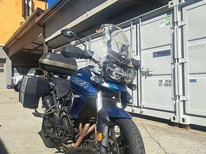 TRIUMPH TIGER 800 XRX CANTON TESSIN -