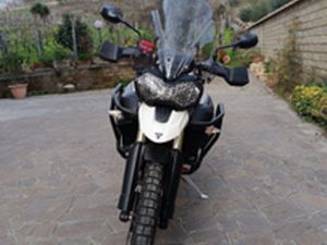 TRIUMPH TIGER 800 XC