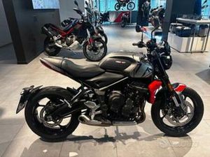 TRIUMPH TRIDENT 660