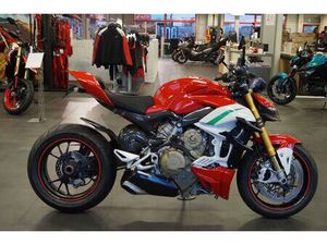 DUCATI STREETFIGHTER V4S +6 CARBON EXTRAS +10 EXTRAS