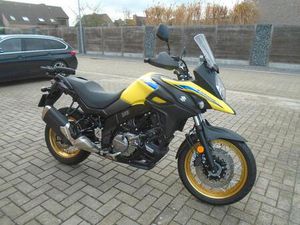 ② SUZUKI STROM 650 XT, 2023, 4800KM! NIEUWSTAAT! 6999€