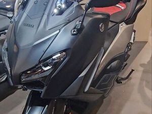 TMAX 560 BLACKMAX ANNIVERSAIRE
