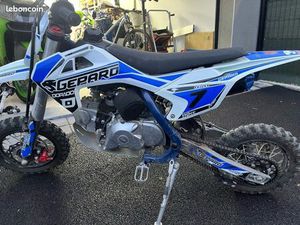 MOTO 110 CC 4T NITRO GUÉPARD DORADO