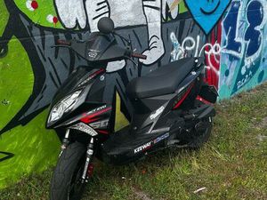 SCOOTER 4T KEEWAY FACT EVO