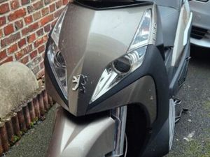 PEUGEOT GÉOPOLIS 250