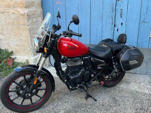 ROYAL ENFIELD METEOR 350 FIREBALL RED