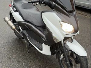 XMAX 125 CC