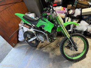 DIRT BIKE 125
