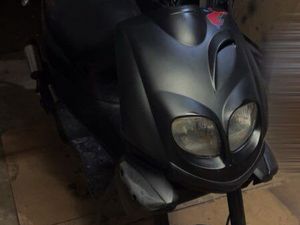 VEND SCOOTER PEUGEOT