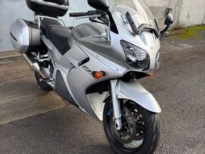 YAMAHA FJR 1300 – 2006 – RÉVISION OK – PRÊTE À ROULER