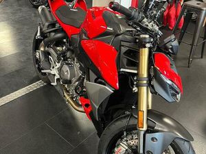 DUCATI STREETFIGHTER V2 CARBON EDITION