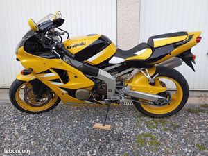 KAWASAKI NINJA 600 ZX6R