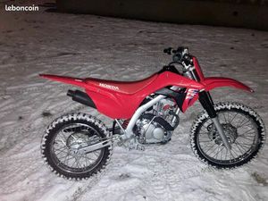 CRF125 2025
