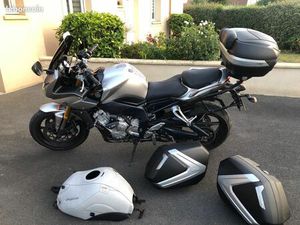 YAMAHA FZ1 1000 FAZER