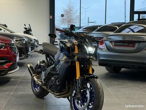 YAMAHA MT-09 SP A2 - AKRAPOVIC - SHIFTER PRO - RÉGULATEUR