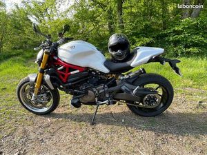 DUCATI MONSTER 1200S 2014