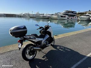 HONDA 700 INTEGRA NC