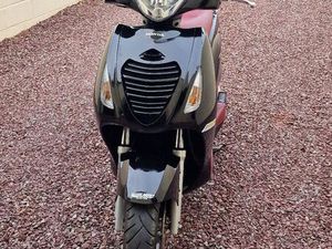 VENDS SCOOTER 125