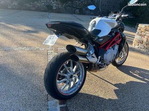 MV AGUSTA BRUTALE 1090 CARBONE / FULL / HISTORIQUE COMPLET