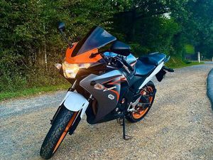 HONDA CBR125R DE 2011